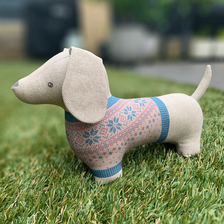 Dash the Dachshund - Kit with Printed linen Panel