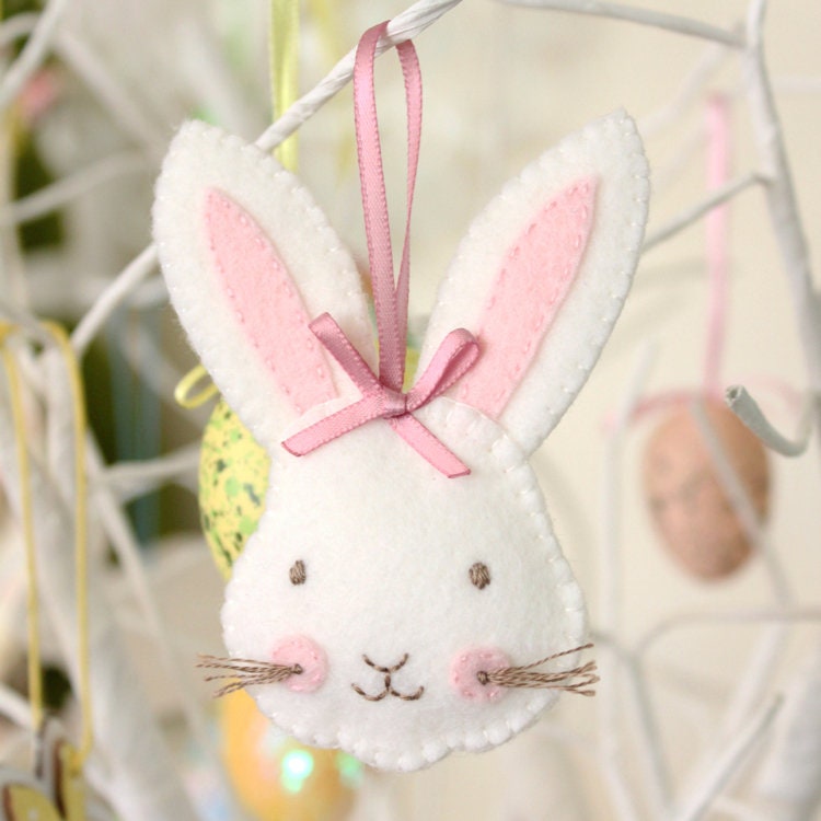 Rosie Rabbit Ornament Creative Card Pattern
