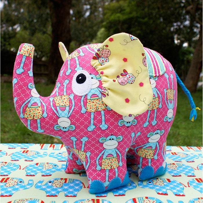 Phoebe the Elephant Pattern