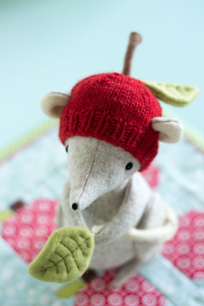 Apple Strudel Pattern ... 'the little shrew'