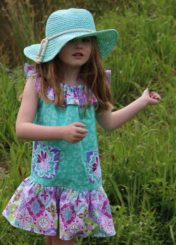 Strawberry - Girls Dress