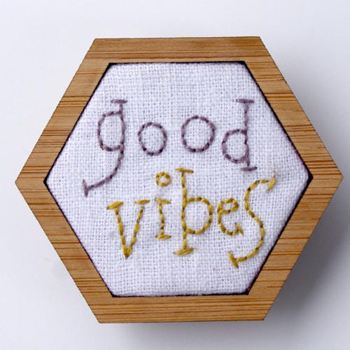 Hexie 1 1/2" Bamboo Stitchery Frames Kit