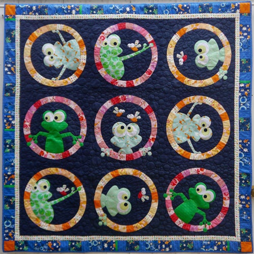 Dragonflies in Green - Fat Quarter (.25m)