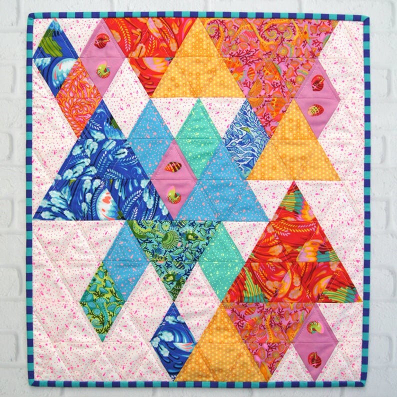 8.5in and 3in Equilateral Triangle Template Set for Tied with a Ribbon End Game Quilt