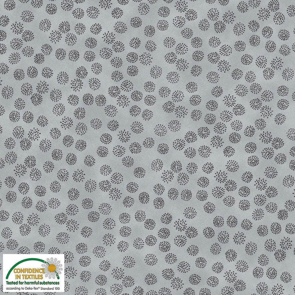 Stof - Quilters Basic Grey on Grey Flowers Dots