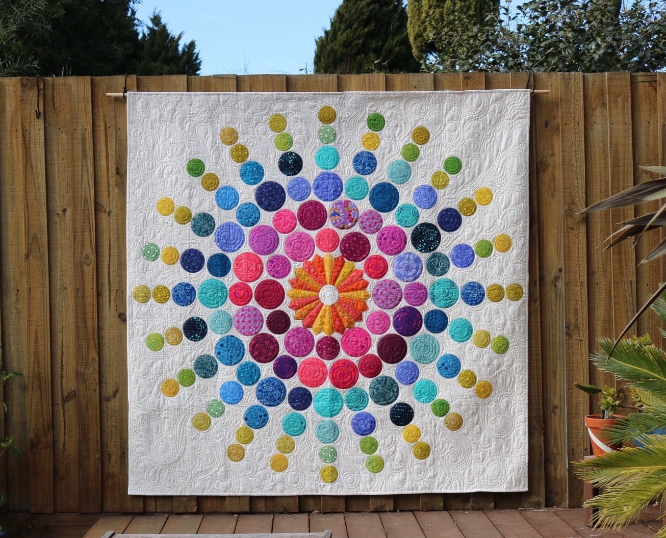 Radiating circles Quilt Pattern or Pattern and Template Set