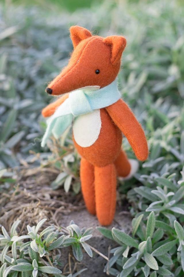 Hilltop Fox Playset.. The Complete Set