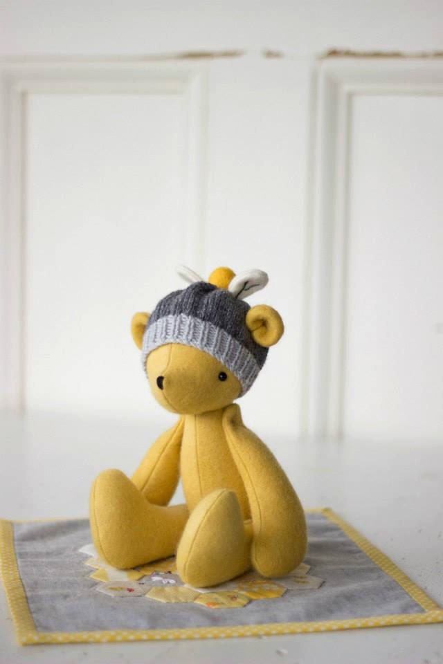 Bumble Bear Pattern