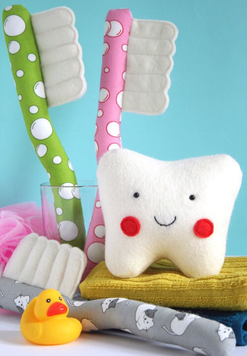 Pearly Whites Creative Card