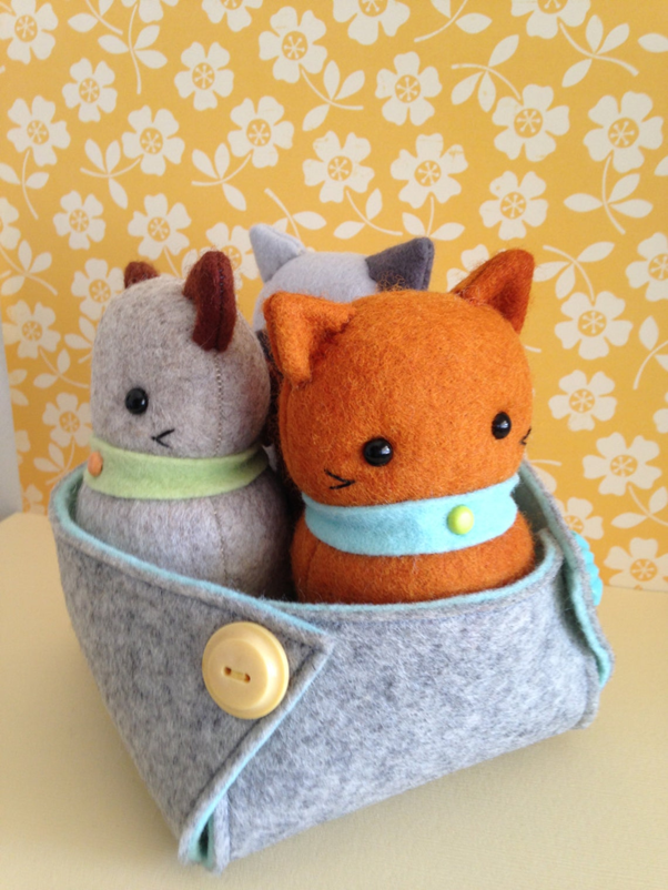 Three Little Kittens Pattern